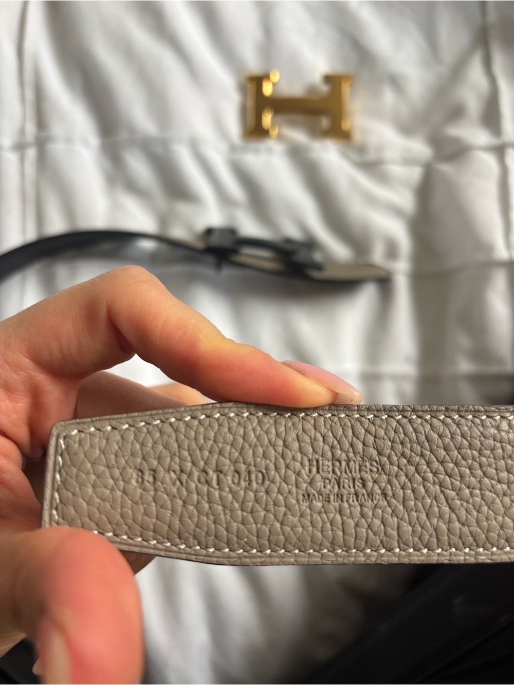 Hermes Black & Grey Reversible Leather Belt with Gold H Buckle - Picture 7 of 7
